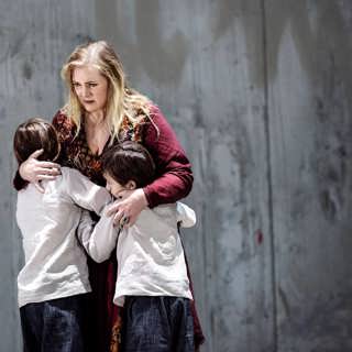 Euripides ”Medea” - myten och flyktingtemat