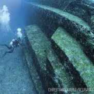 Yonaguni monumentet- Naturlig formation eller spår av en förhistorisk civilisation 