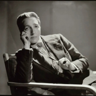 Episode 8: Notable Queer Leo - Radclyffe Hall