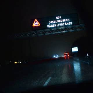 Migrationsmediekritik och fjortonåringar som flytt Frida