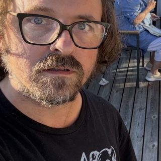 Min första e-mail var malcolm2@hotmail.com