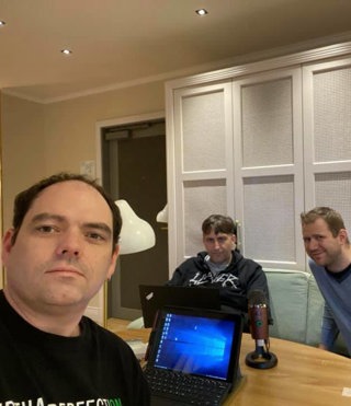 English: Discussing security with virtualization with Emile Cabot