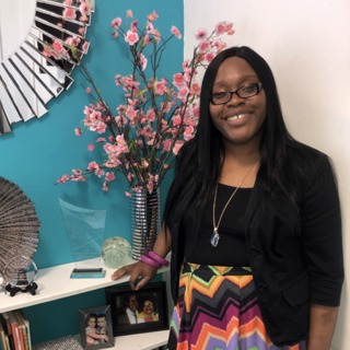 Episode 33: Author Anitriss Smith, "Undefeated: My Fight with Crohn's Disease"