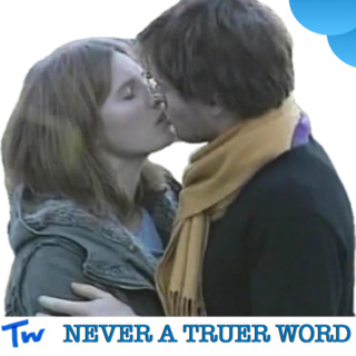 Bonus Taster of a Member's Episode looking at Amanda Knox's email