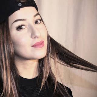 Kunde inte klä på sig själv – dansar med världsstjärnor