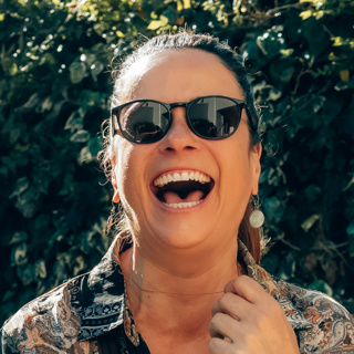 Tova Leigh Gets Real: Not a Comedian, Just Honest | People of Lisbon
