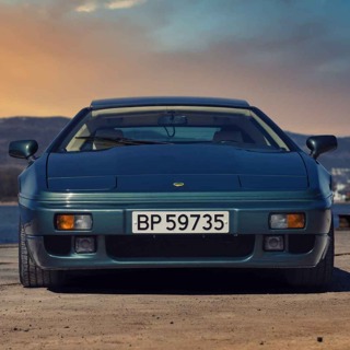 10 siste: Lotus Esprit eller Panamera turbo? - 90s Chevy van for lommepenger - BMW med 300+ hk for 100.000