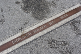 Šogad 35. gadadiena, kopš krita Berlīnes mūris