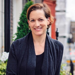 #260 (ENG): Anne Applebaum on Democracy and Disinformation (from Kapittel21)