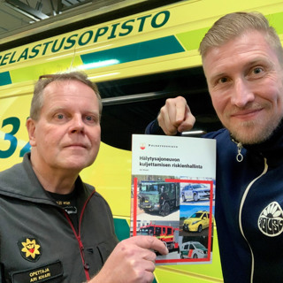 Jakso 12: Muuttunut Tieliikennelaki ja riskienhallinta. Opettaja Ari Kivari.