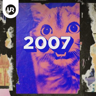 2007 - Mystiska fötter spolas upp på en strand
