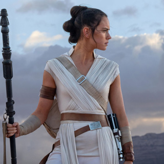 Episode X, a Spider-Man Director, and Rey on the Bench
