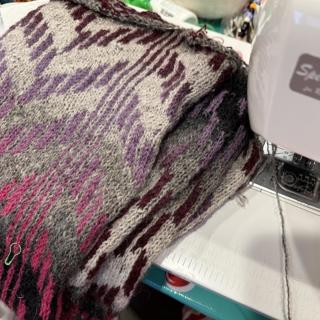 Wild Batwing- Episode 746- The Knitmore Girls