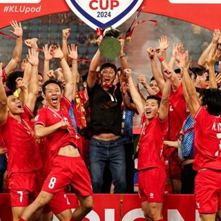 Kim Sang-sik's Vietnam are Champions while Indonesia sack Shin Tae-yong