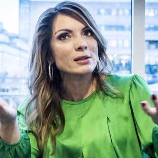 Extremt närgånget i Expressen om utsatt barn och var drar SVT gränsen för fejk i naturfilm?