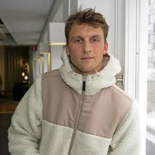 Ridsportprofilen Carl Hedin gick från retad för sitt hästintresse till svensk ridsports nya stjärnskott