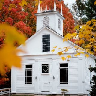 The Revolutionary Worlds of Lexington and Concord Compared