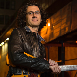 Oscar Peñas: From Barcelona to Brooklyn – A Journey Through Jazz, Tradition, and Spontaneity