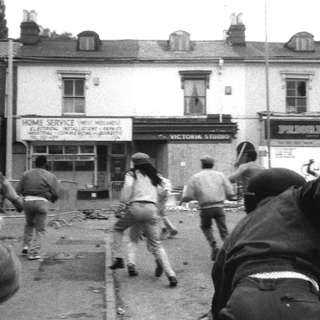 AI Tool Detects Lung Cancer, Healthcare Workers Sue NHS, Pogus Caesar's Historic Riot Images, Somerset Expands Bag Recycling, and more...