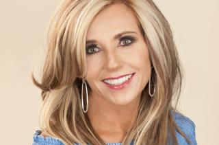 Spring Back Series #1: Courageously Changing with Beth Moore