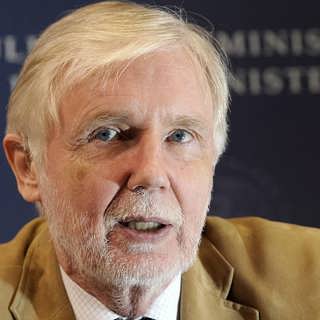 Klarar Finland att försvara sig, Erkki Tuomioja?