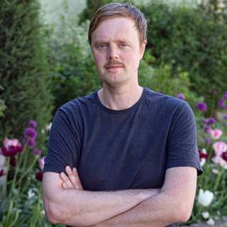 Dockradioprofilen Björn Carlberg: "Jag är lite skygg så det är perfekt att göra karaktärer som ändå blir kända"