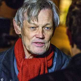 Ensidigt om Lambertz-fallet i Kalla fakta, unik splittring i Mediernas Etiknämnd och så firar Hemmets journal 100 år i tantens tjänst