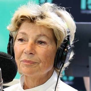 Amelia Adamo ger livsråd: ”Tycker hon ska söka upp älskarinnan”