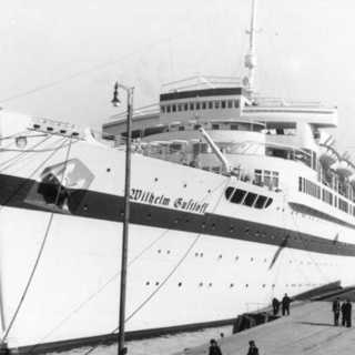 Dödens hav – Östersjön 1945