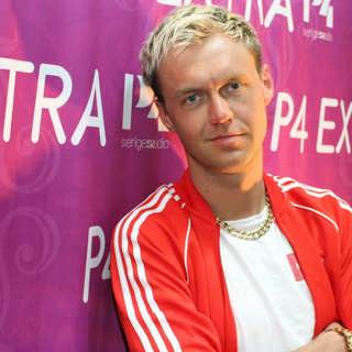Fredrik Söderholm, 30, efter hjärnblödningen: Jag är hög på livet