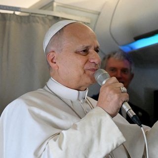 Trump v Pope