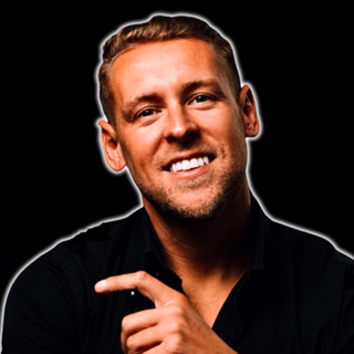 Tie huipulle: Suomen menestyneimpiä asuntovälittäjiä | Andrei Koivumäki