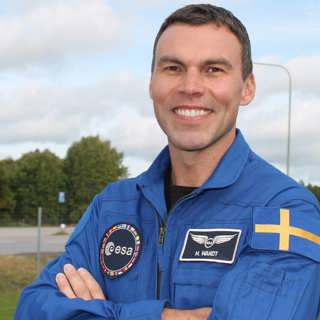 Han är Sveriges nya astronaut – frun tipsade om annonsen (R)