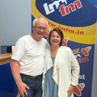 Rachel Mullen talks about her battle against cancer and for services on Lite Lunch