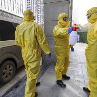 Kungens medalj til Benkö – mottagandet ifrågasätts, svår mediebalans i bevakning av coronavirus, granskning av Draken film i streamingkriget