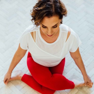Why Yoga Teachers Should Think Like Educators: The Keys to Making Your Teaching Stick