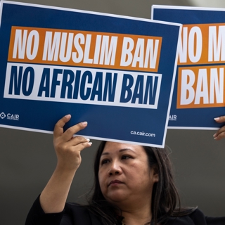 How Trump tried to build a lawsuit-proof travel ban