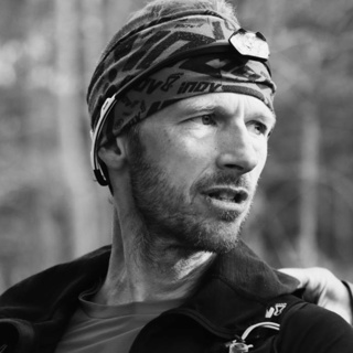 Tea Addiction with Damian Hall with Young Hearts Run Free Podcast - Season 12 Eps 12