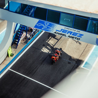 Paddock Notes: Jerez Thursday – No, no, after you…