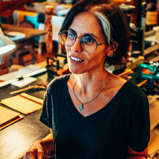 Lisbon’s Last Bookbinder : Meet Andreia, A Master of Tradition