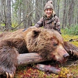 EPISODE 25: Dennis and Maria Glatt's Alaska Brown Bear Hunt