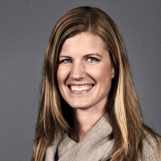 Overgivelse - Anna Jakobsen