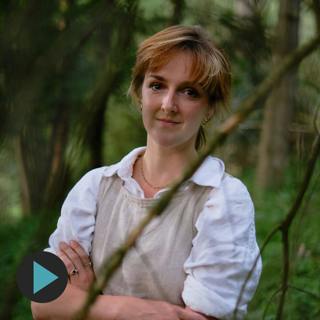 Bestselling Mythologist Amy Jeffs – The Life of King Arthur