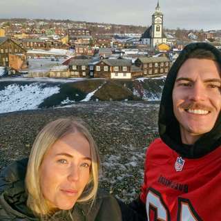 Fra Sunshine Coast til Røros: Anja tok med kjæresten hjem til jul