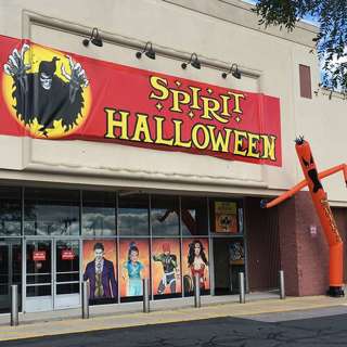 Can Spirit Halloween repeat its success with Christmas?