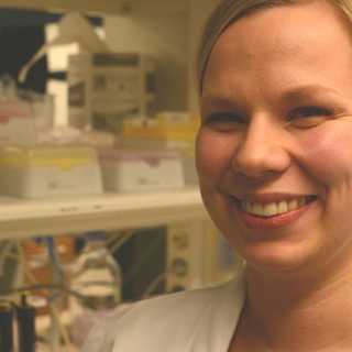 Genetiker Kristiina Tammimies kombinerar familjeliv med framgångsrik forskarkarriär