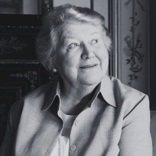 Dame Patricia Routledge (1929 - 2025)