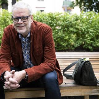 Hans Rosenfeldt: Det är lite som att vara gud