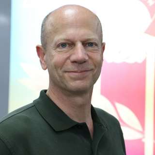 #93 – Andy Weber on rendering bioweapons obsolete & ending the new nuclear arms race