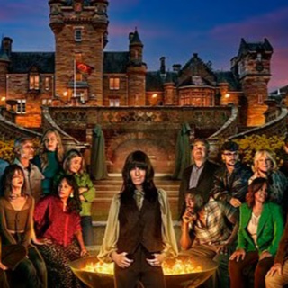 Chris & Dave Review Traitors UK Season 4 Full Cast, Drama & Episode Breakdown (E1–E3)